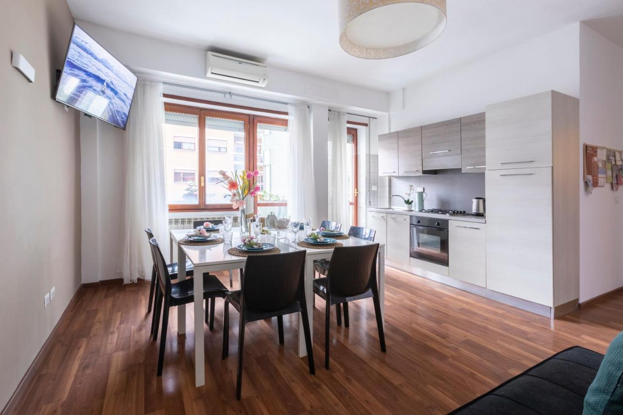 Momo Central Rome 3 Екстер'єр фото