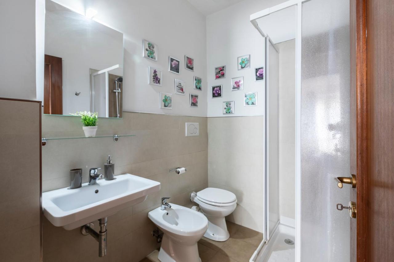 Momo Central Rome 3 Екстер'єр фото
