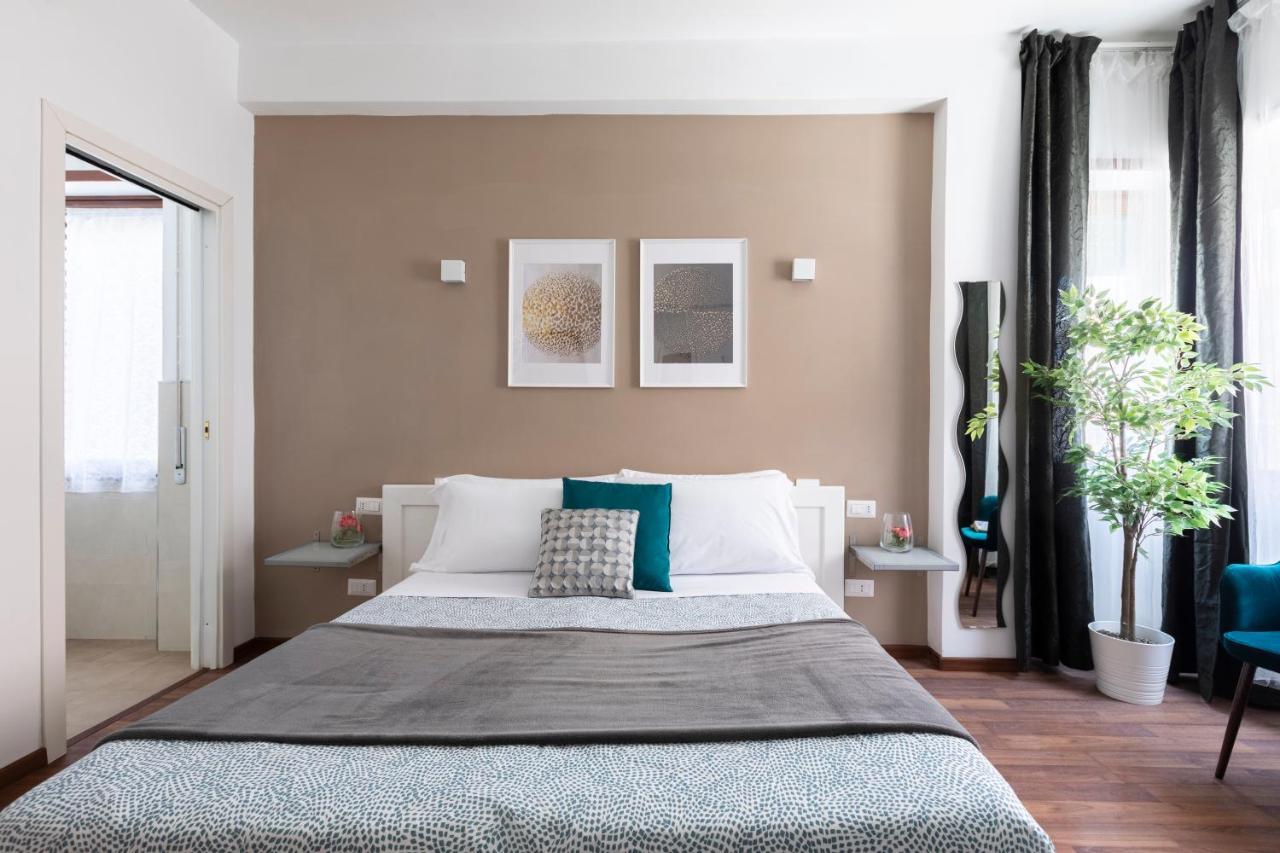Momo Central Rome 3 Екстер'єр фото
